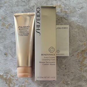 Shiseido Benefiance Extra Creamy Cleansing Foam 4.4 oz